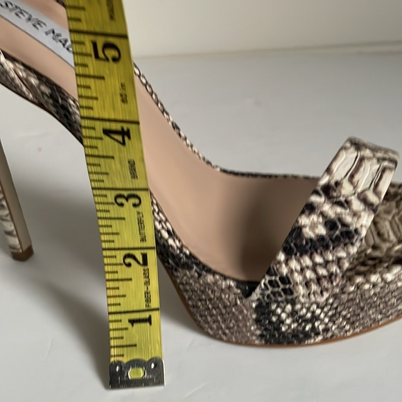🌟 Steve Madden Starlet Platform Heels - Size 8.5 - Picture 15 of 15